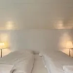 布雷克公寓 * 弗洛姆