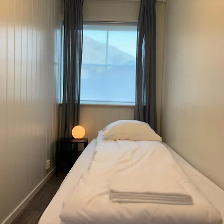 Brekke * Flåm